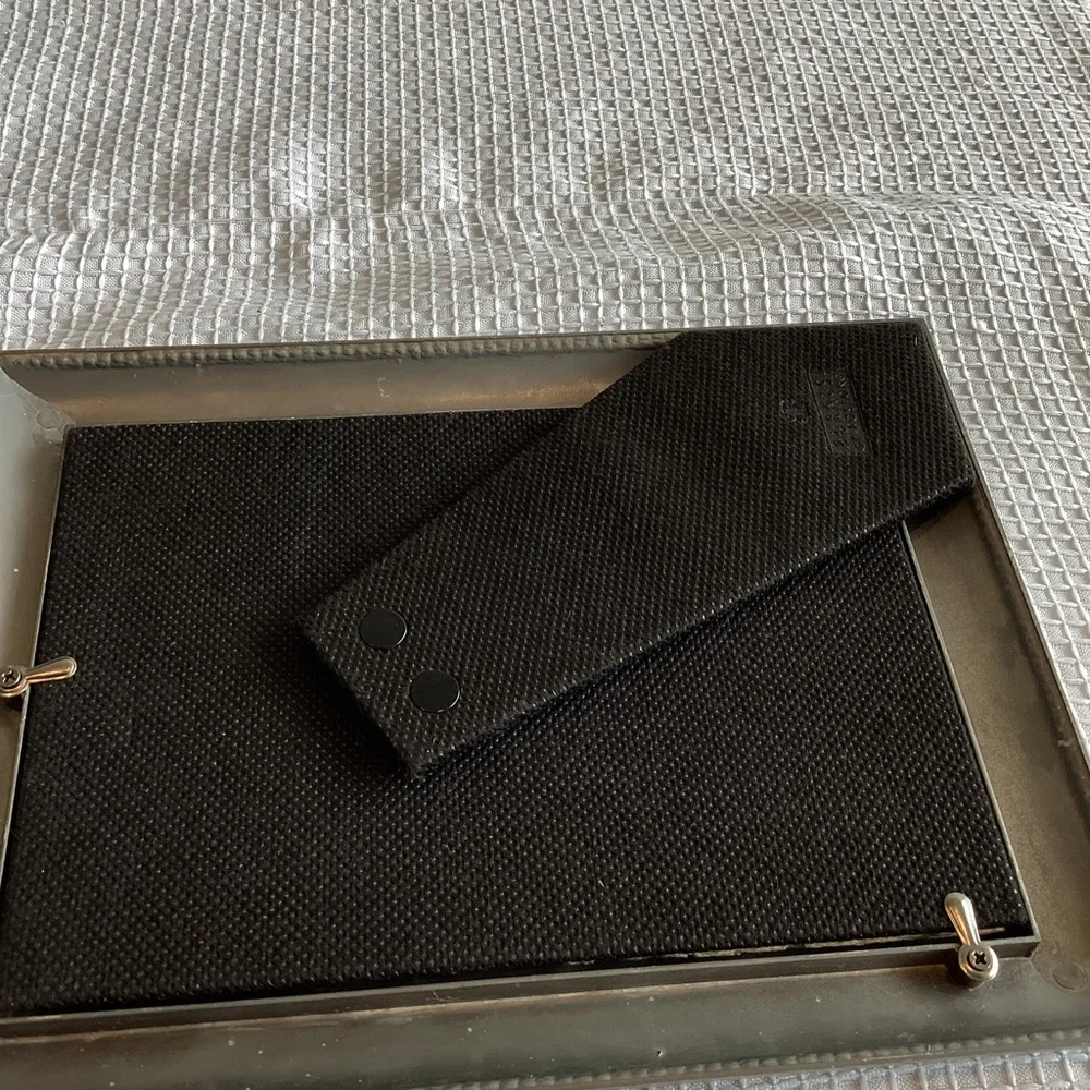 FREE Set of Silver Frames Heart Rectangle